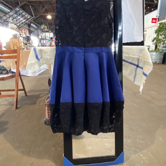 Opening Ceremony Sample dress - Picture 4 of 13